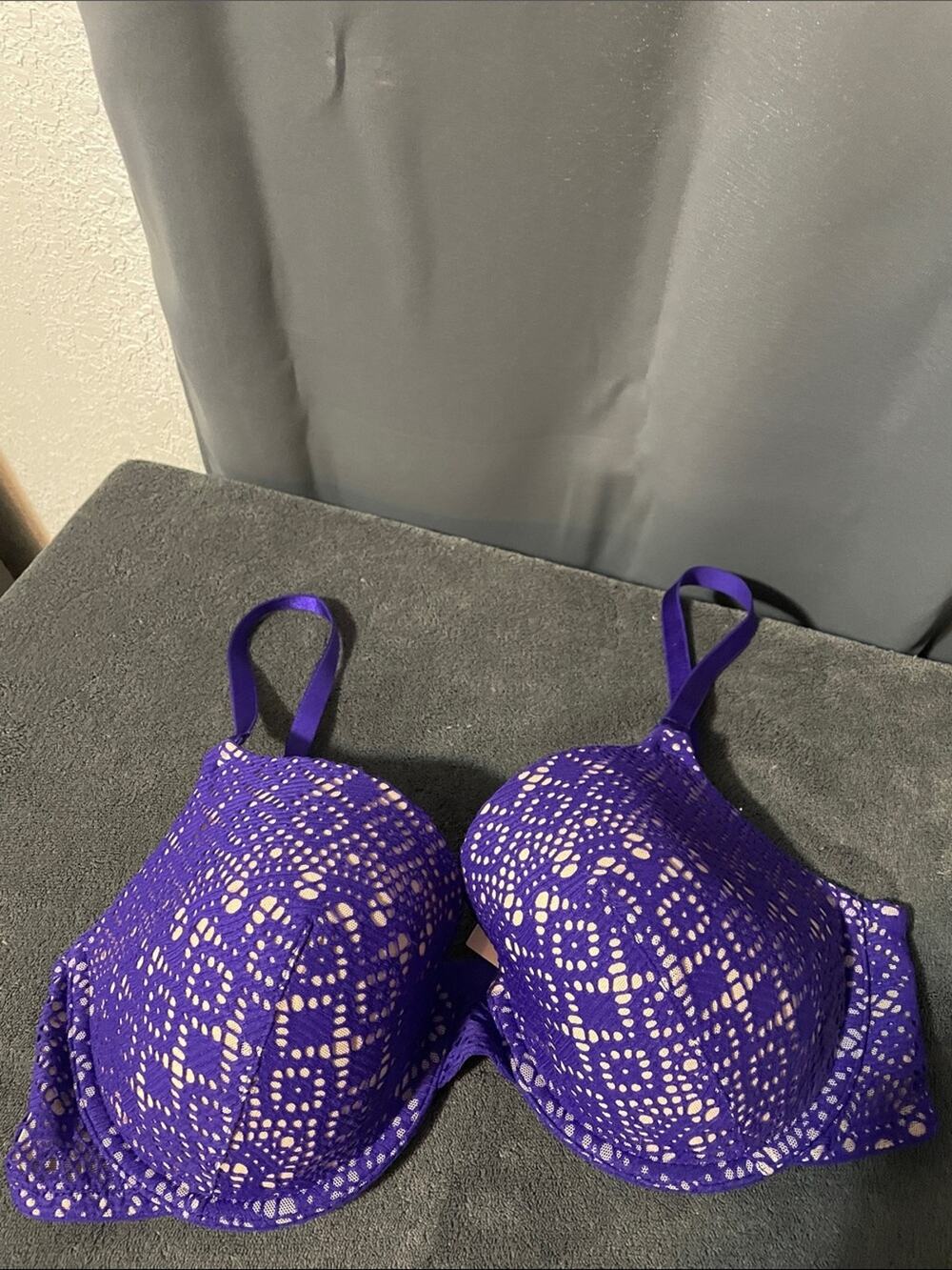 Victoria's Secret Purple Lace Bra 36D NWT